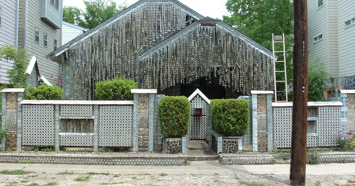 Beer Can House